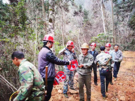 关怀鼓干劲 同心守平安——福建pp电子网站、中国人寿财产保险慰问坚守一线工人
